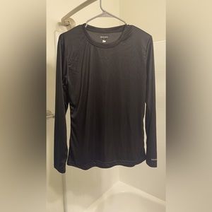Black Large Naviskin Outdoor Apparel long sleeved shirt.